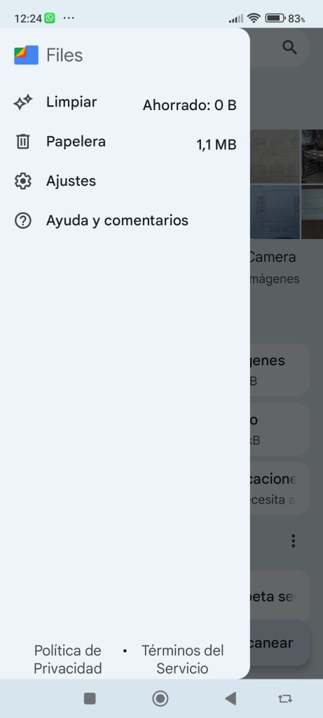 Menú con distintas opciones al que se accede al darle al menú  de arriba a la izquierda en el artículo Como liberar espacio en tu móvil con Files de Google